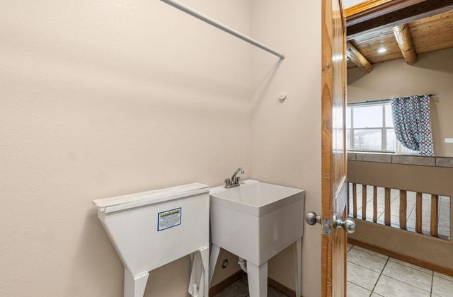 30 Dardenne Court, Edgewood, NM 87015
