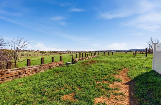 30 Dardenne Court, Edgewood, NM 87015