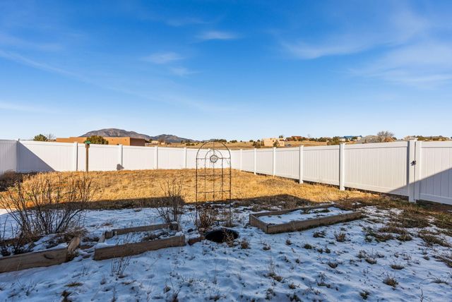 30 Dardenne Court, Edgewood, NM 87015