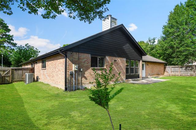 12014 Rainforest Lane, Montgomery, TX 77356