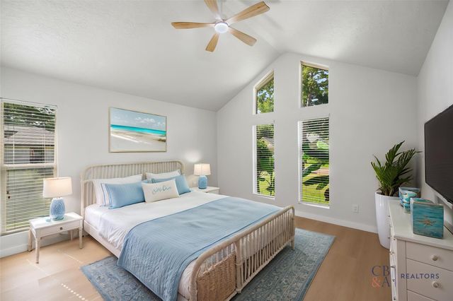 12014 Rainforest Lane, Montgomery, TX 77356