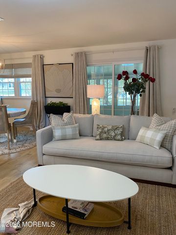 6 Patmore Road, Brick, NJ 08724