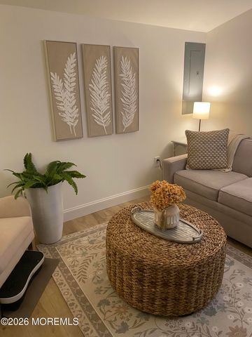 6 Patmore Road, Brick, NJ 08724