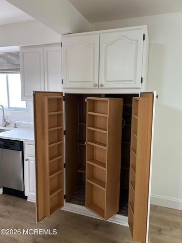 6 Patmore Road, Brick, NJ 08724