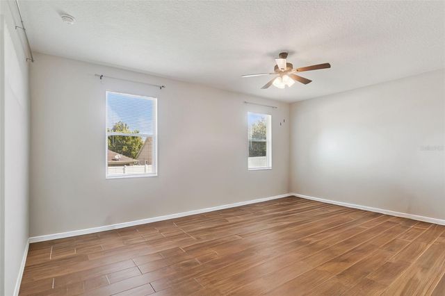 2600 HOLLOW LANE, Leesburg, FL 34748
