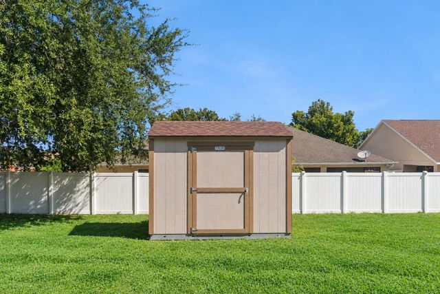 2600 HOLLOW LANE, Leesburg, FL 34748