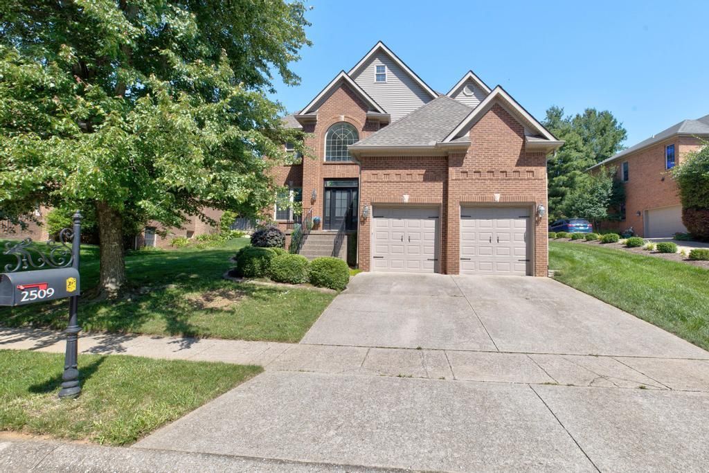 2509 Sungale Court, Lexington, KY 40513