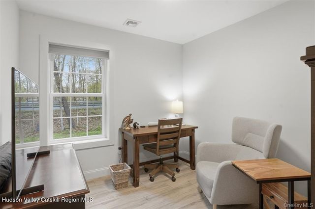 400 S Ohioville Road, New Paltz, NY 12561
