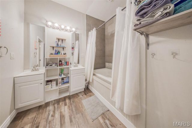 13689 County Road 3590, St James, MO 65559