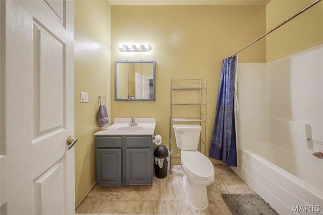 13689 County Road 3590, St James, MO 65559