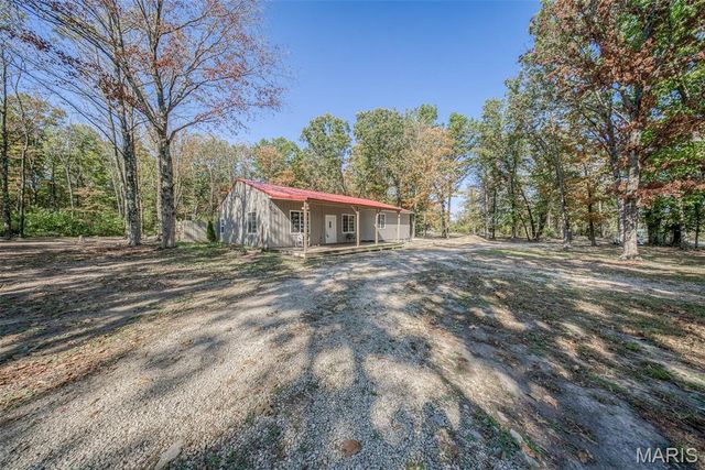 13689 County Road 3590, St James, MO 65559