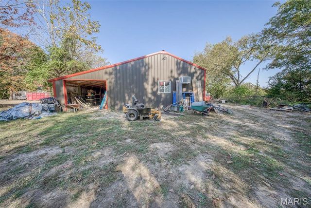 13689 County Road 3590, St James, MO 65559