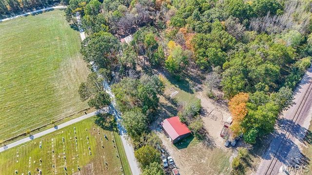 13689 County Road 3590, St James, MO 65559