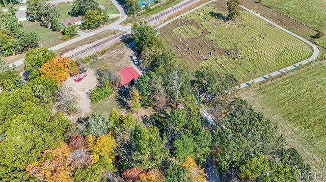 13689 County Road 3590, St James, MO 65559