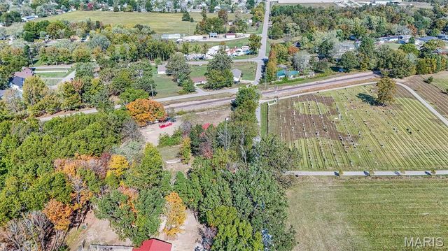 13689 County Road 3590, St James, MO 65559