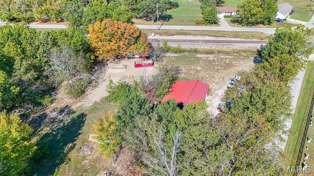 13689 County Road 3590, St James, MO 65559