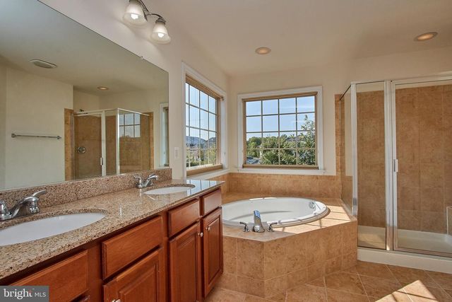 42649 MACAULEY PL, Ashburn, VA 20148