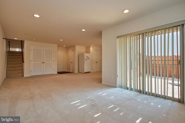 42649 MACAULEY PL, Ashburn, VA 20148