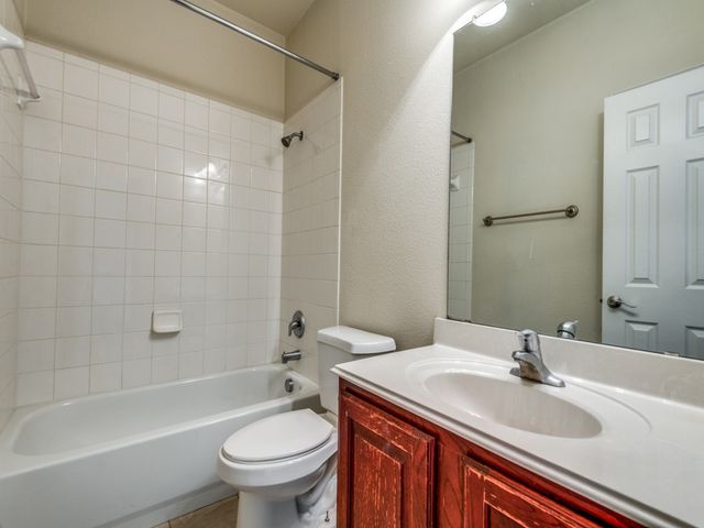 8735 Manhattan Avenue, Plano, TX 75024