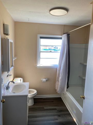 1018 S Mire Ave, Gonzales, LA 70737