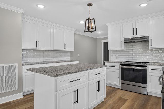 2175 Winchester Hwy, Kelso, TN 37348