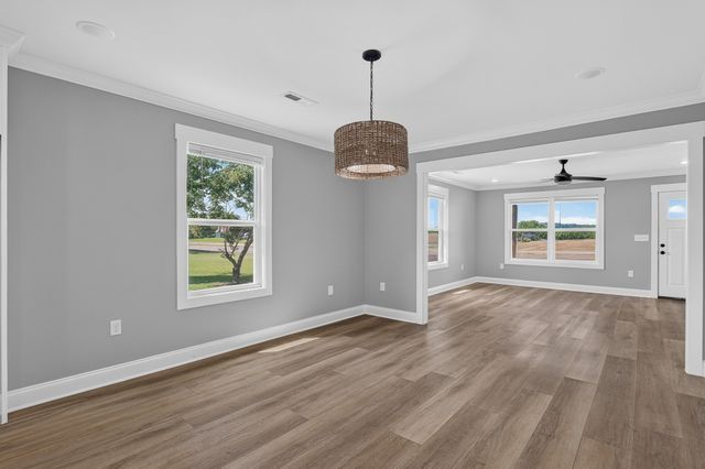 2175 Winchester Hwy, Kelso, TN 37348