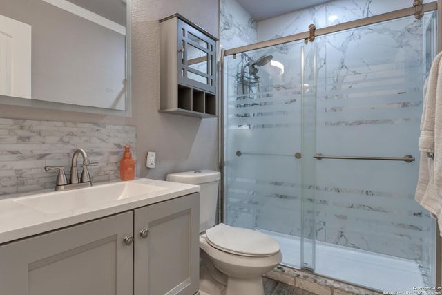 5122 Stormy Dawn, San Antonio, TX 78247