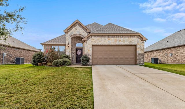 306 Pecos Drive, Crandall, TX 75114
