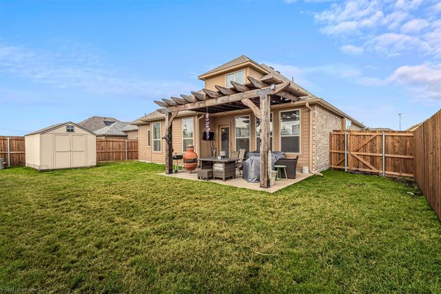 306 Pecos Drive, Crandall, TX 75114