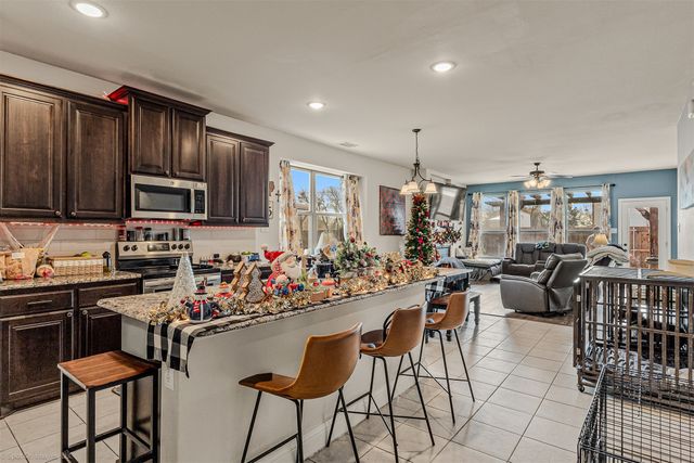 306 Pecos Drive, Crandall, TX 75114