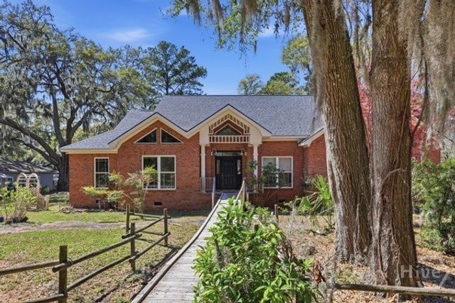 10 Old Barn Road, Savannah, GA 31419
