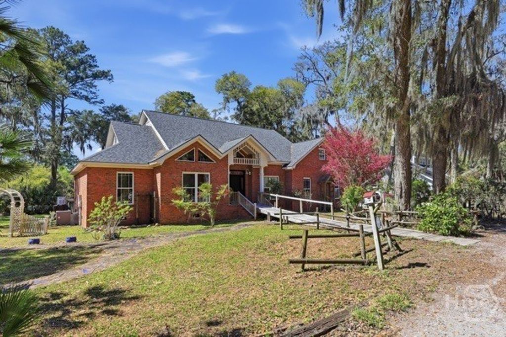 10 Old Barn Road, Savannah, GA 31419