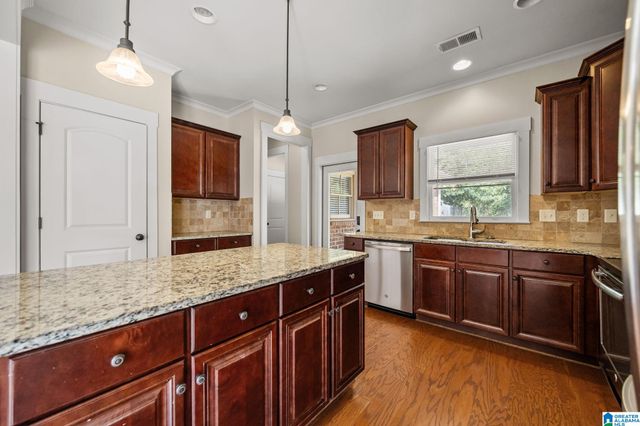 6286 BLACK CREEK LOOP N, Hoover, AL 35244
