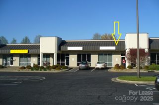 1146 Lenoir Rhyne Boulevard SE, Hickory, NC 28602