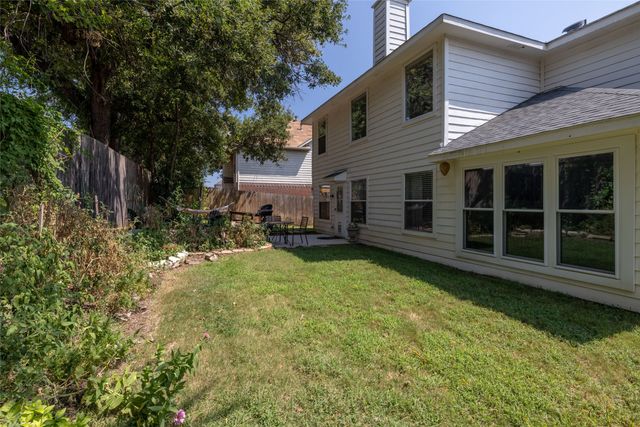 747 Cedar Leaf Circle, Lake Dallas, TX 75065