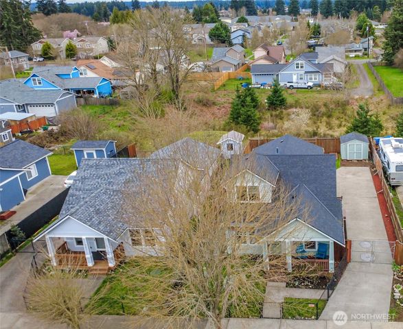 309 Solberg Street NW, Yelm, WA 98597