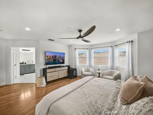 6017 Newport Village Way, Lake Worth, FL 33463