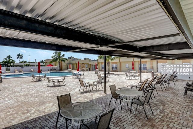 2771 E Ashley Drive D, West Palm Beach, FL 33415