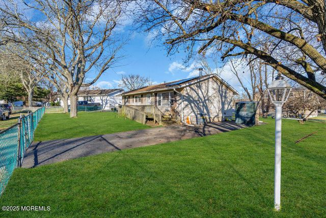 2 Drew Court, Jackson, NJ 08527