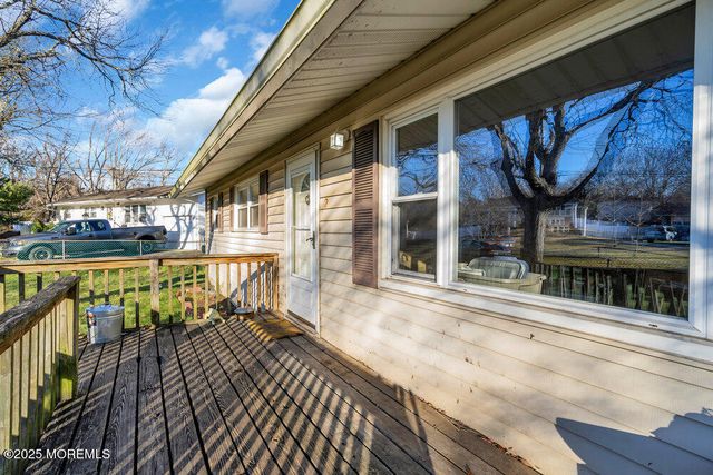 2 Drew Court, Jackson, NJ 08527