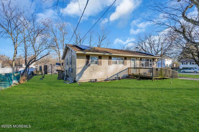 2 Drew Court, Jackson, NJ 08527