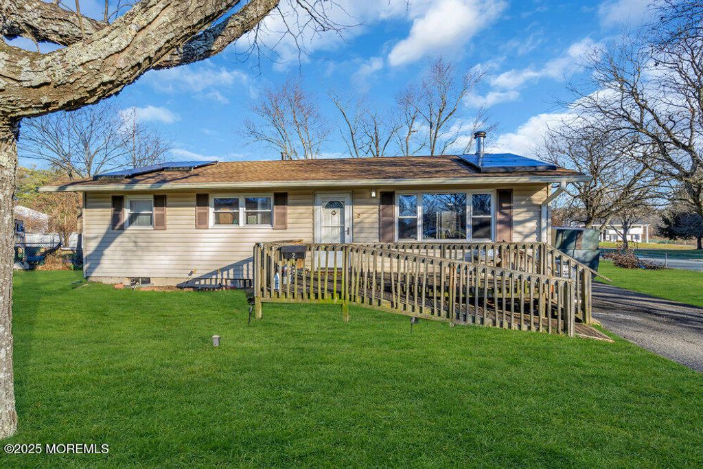 2 Drew Court, Jackson, NJ 08527