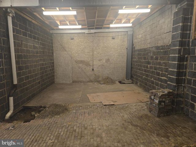 2031-33 N PALETHORP ST, Philadelphia, PA 19122