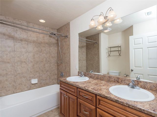 10727 NW 65TH WAY, Alachua, FL 32615