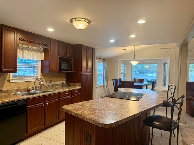 381 Sanddollar Dr., Surfside Beach, SC 29575