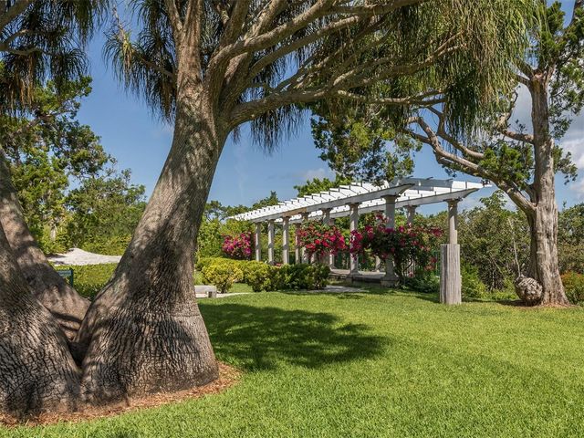 319 PARK TRACE BOULEVARD, Osprey, FL 34229