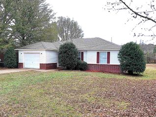 1811 Birchwood Drive, Beebe, AR 72012