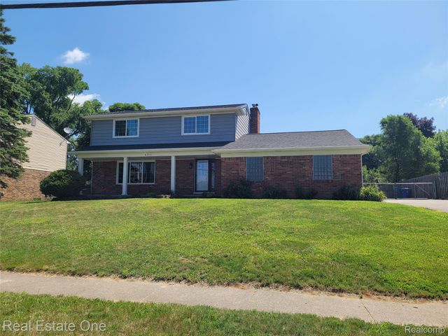 4212 Halkirk Drive, Waterford Charter Township, MI 48329