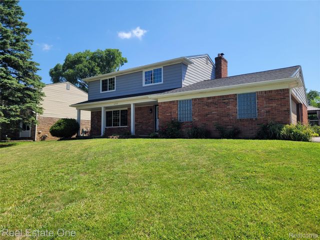 4212 Halkirk Drive, Waterford Charter Township, MI 48329