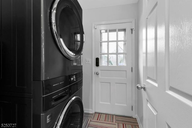 59 Manor Dr, Bernards Twp., NJ 07920